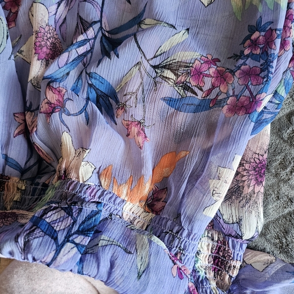 June & Hudson Floral Blouse - Picture 4 of 6